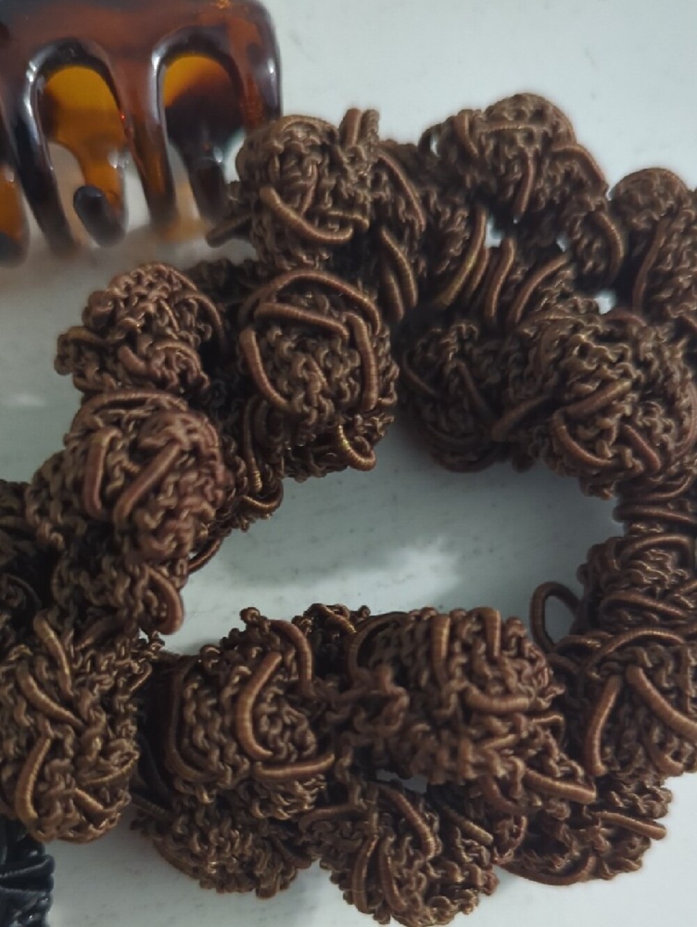 Tortoiseshell Hair Claw Clip With Black and Brown Textured Scrunchies and Pins - Picture 3 of 5